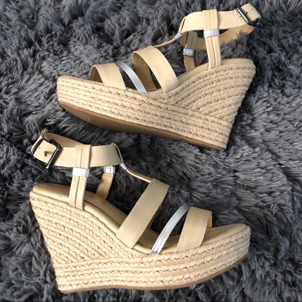 Nude/Cream espadrilles wedges